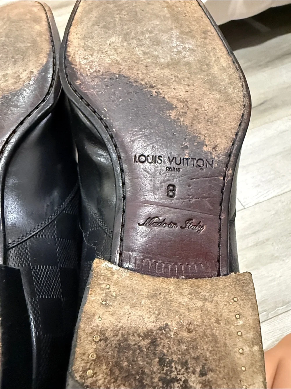 Louis Vuitton classic louis